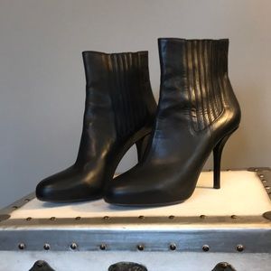 Vince leather pullon booties